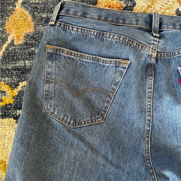 Levi’s 501 Jeans - Picture 9 of 11